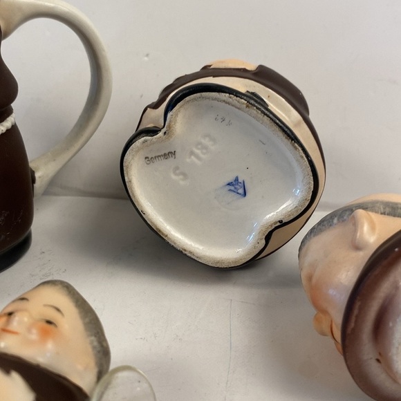 Goebel *Friar Tuck Monk* Cream sugar set salt shaker creamer West Germany vtg - Picture 12 of 13
